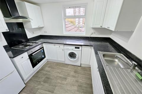 6 bedroom terraced house to rent, Stuart Road, Thornton Heath, Croydon,