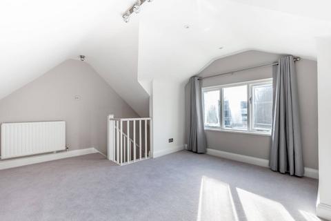 1 bedroom flat for sale, Bolingbroke Walk, Battersea, London, SW11