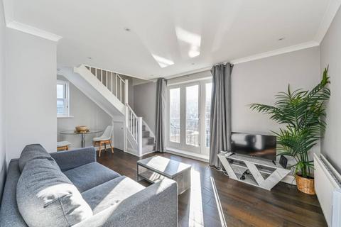 1 bedroom flat for sale, Bolingbroke Walk, Battersea, London, SW11