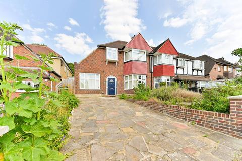 4 bedroom semi-detached house to rent, Carlisle Road, Cheam, Sutton, SM1