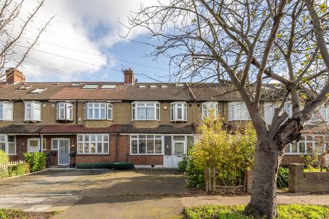 4 bedroom terraced house to rent, Buckleigh Avenue, Raynes Park, London, SW20