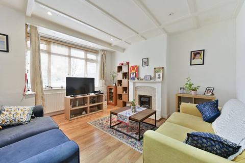 4 bedroom terraced house to rent, Buckleigh Avenue, Raynes Park, London, SW20