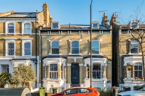 1 bedroom apartment to rent, Gauden Road London SW4