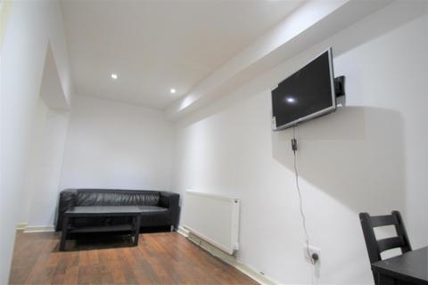 1 bedroom apartment to rent, St Johns Terrace, Hyde Park, Leeds,  LS3 1DY