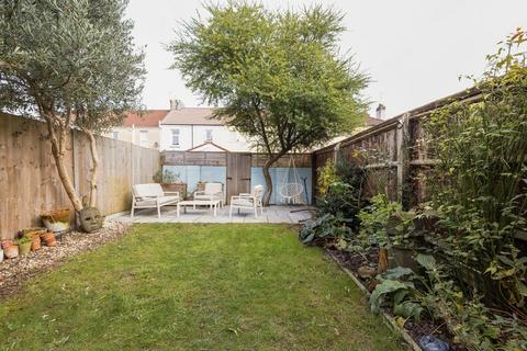 3 bedroom terraced house for sale, Featherstone Road, Fishponds