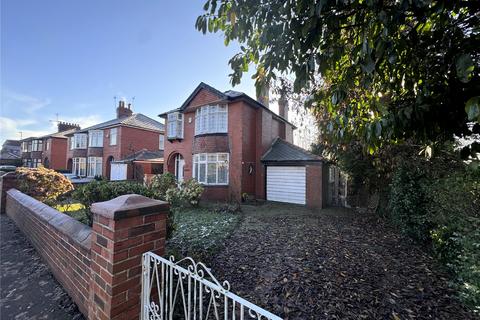 3 bedroom detached house to rent, Kingsway, Greater Manchester OL16