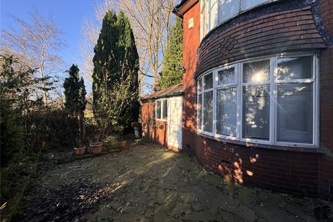 3 bedroom detached house to rent, Kingsway, Greater Manchester OL16