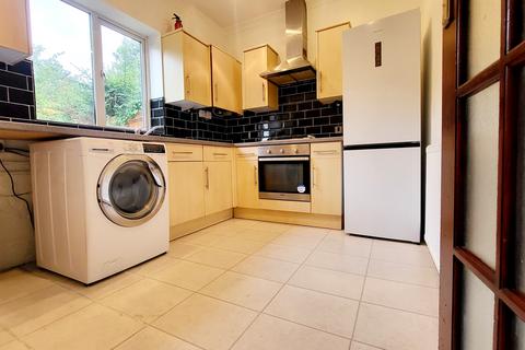 3 bedroom terraced house for sale, Launcelot Road, Bromley, Kent