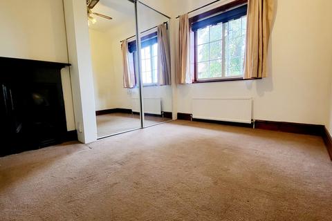 3 bedroom terraced house for sale, Launcelot Road, Bromley, Kent