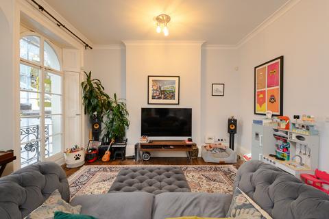 3 bedroom flat for sale, St Pancras Way, Camden Town, London