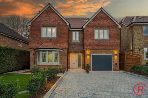 5 bedroom detached house for sale, Heythrop Drive, Ickenham, Middlesex, UB10