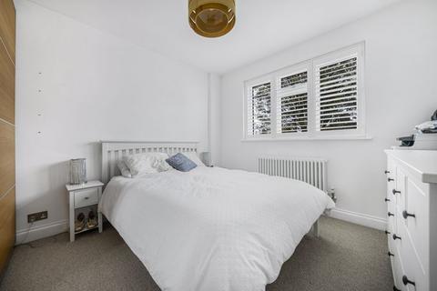 4 Holmdale Road, Chislehurst, BR7 6BZ