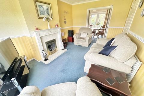 3 bedroom semi-detached house for sale, Woodsome Drive, Whitby