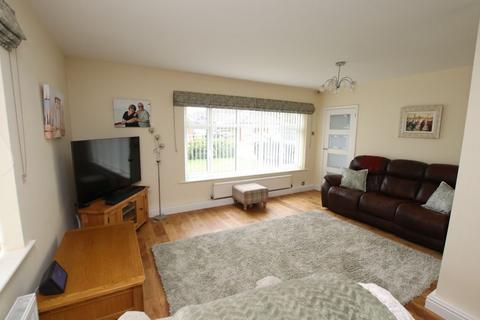 3 bedroom detached bungalow for sale, CARLTON CLOSE, CLEETHORPES