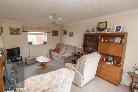 2 bedroom semi-detached bungalow for sale, Newton Street, Newton St Faith. Norwich