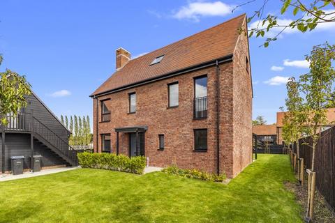 5 bedroom detached house for sale, Barons Drive, Alfold