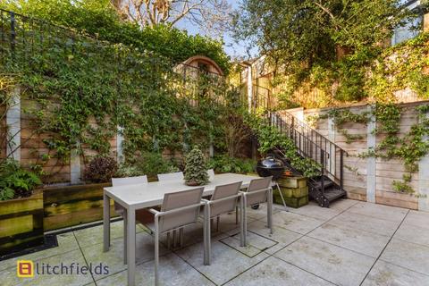 4 bedroom semi-detached house for sale, Kingsley Place, Highgate Village, London, N6