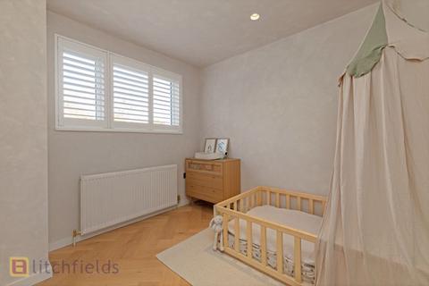 23a Kingsley Place, London, N6 5EA