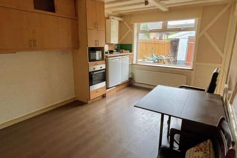 3 bedroom semi-detached house for sale, Aylesbury Crescent, Kingstanding, Birmingham, B44 0DT