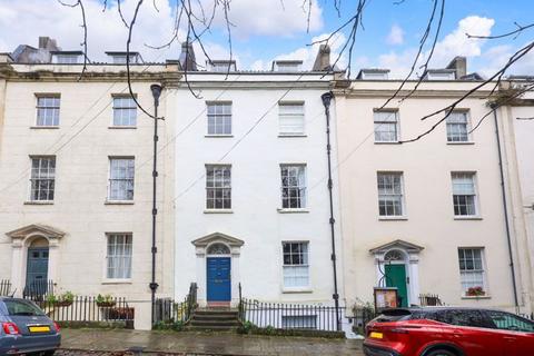 2 bedroom apartment for sale, Bellevue|Clifton