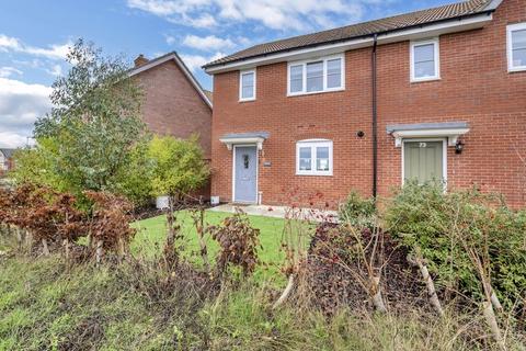 3 bedroom terraced house for sale, Merchant Avenue, Bury St. Edmunds