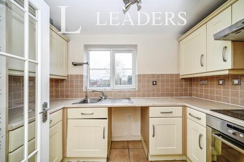 2 bedroom flat to rent, Crowe Road, Bedford, MK40 4FQ