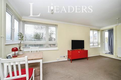 2 bedroom flat to rent, Kimbolton Road, Bedford, MK40 2PH