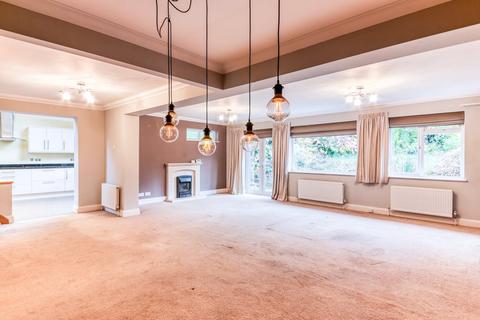 140 Croham Valley Road, South Croydon, CR2 7RA