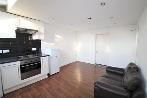 1 bedroom apartment to rent, St Johns Terrace, Hyde Park, Leeds, LS3 1DY