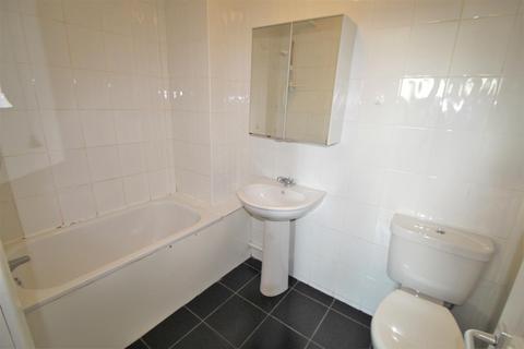 1 bedroom apartment to rent, St Johns Terrace, Hyde Park, Leeds, LS3 1DY