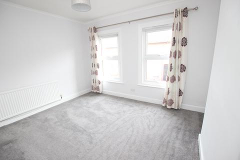 2 bedroom terraced house to rent, Luton LU1