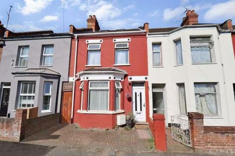 5 bedroom terraced house for sale, Avondale Road, Luton