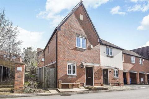 2 bedroom semi-detached house to rent, Lynn Close, Headington, OX3