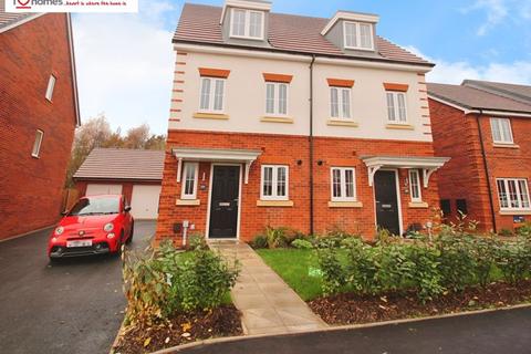 3 bedroom semi-detached house to rent, Hawarden Way, Meir, Stoke on trent