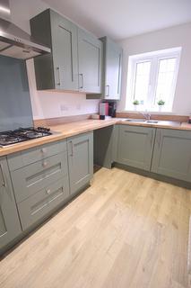 3 bedroom semi-detached house to rent, Hawarden Way, Meir, Stoke on trent