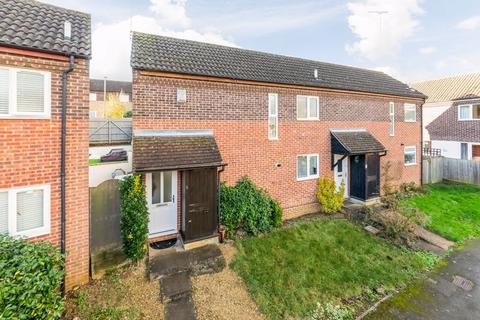 2 bedroom semi-detached house for sale, The Camellias, Banbury - No onward chain