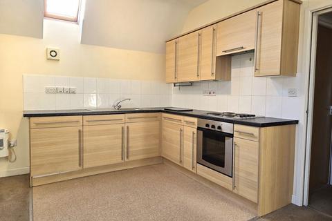 3 bedroom flat to rent, Murray Road, Rugby CV21