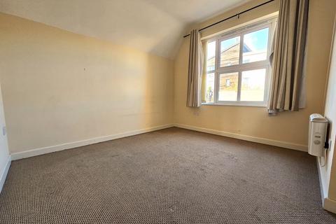 3 bedroom flat to rent, Murray Road, Rugby CV21