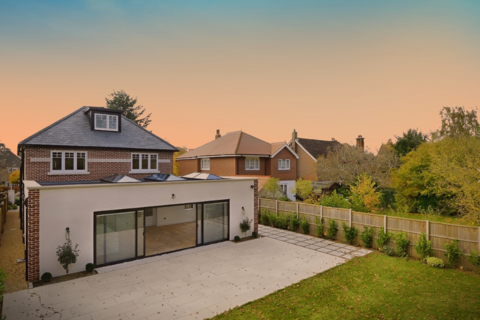 5 bedroom detached house for sale, New Park Road, Cranleigh GU6