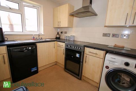 2 bedroom apartment for sale, Landau Way, Turnford