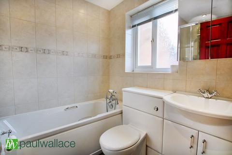 99 Leaforis Road, Cheshunt, Waltham Cross, EN7 6NG