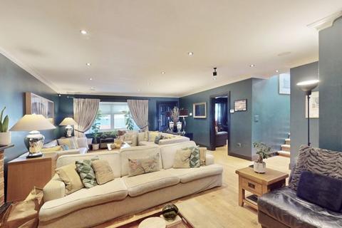 undefined, Pole Hill Road, Uxbridge, UB10