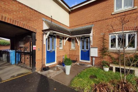 2 bedroom property to rent, Tudbury Way, Salford