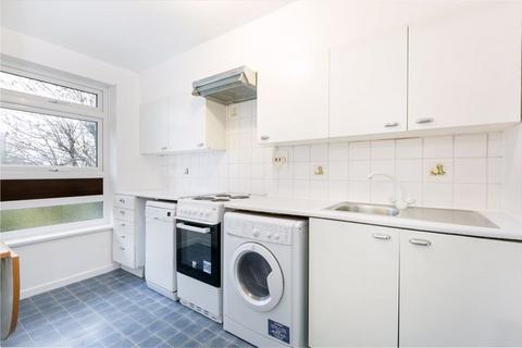 1 bedroom apartment for sale, Maresfield, Croydon