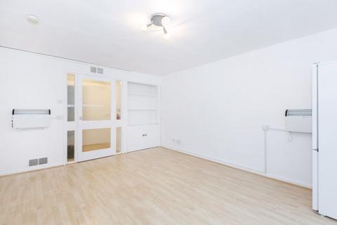 1 bedroom apartment for sale, Maresfield, Croydon