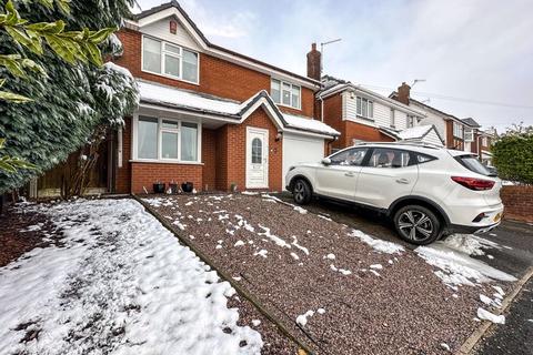 4 bedroom detached house for sale, Woodhall Road, ST7