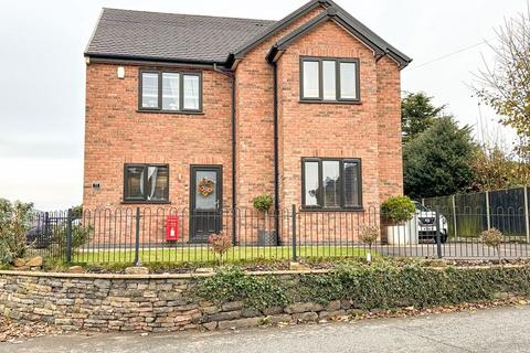 4 bedroom detached house for sale, Buxton Road, Congleton