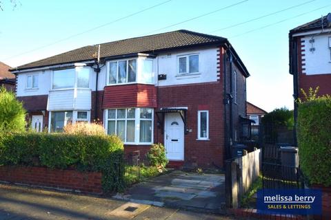 3 bedroom semi-detached house for sale, Buckingham Avenue, Manchester M45