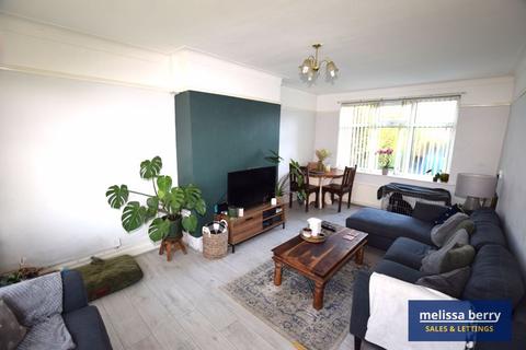 3 bedroom semi-detached house for sale, Buckingham Avenue, Manchester M45