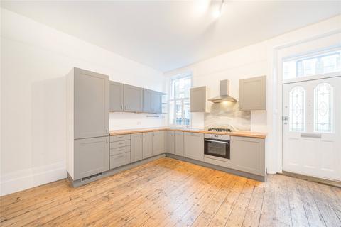 1 bedroom apartment to rent, Almeric Road, London SW11